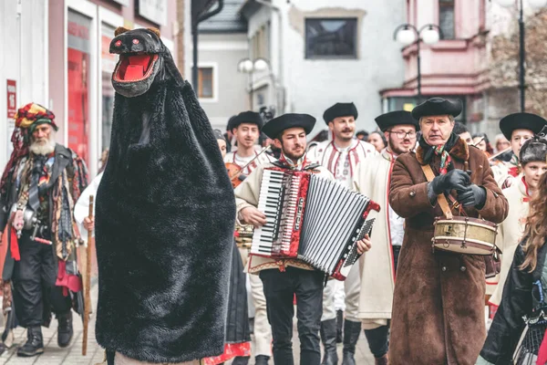 斯洛伐克鲁宗伯罗克 2023年2月20日 施罗德狂潮狂欢节在斯洛伐克被称为Fasiangy — 图库照片