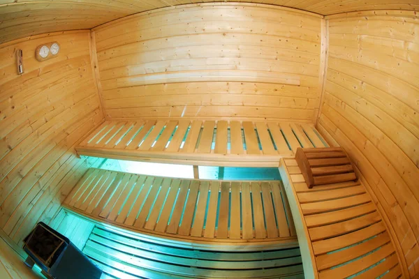芬兰桑拿的内部 经典木制桑拿 — 图库照片