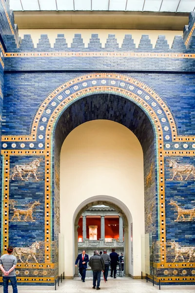 Берлин Германия Апреля 2017 Года Знаменитые Ворота Иштар Вавилона Пергамском — стоковое фото