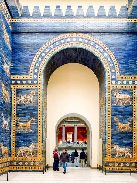 Берлин Германия Апреля 2017 Года Знаменитые Ворота Иштар Вавилона Пергамском — стоковое фото