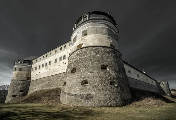 Castle Cerveny Kamen Szlovákiában — Stock Fotó