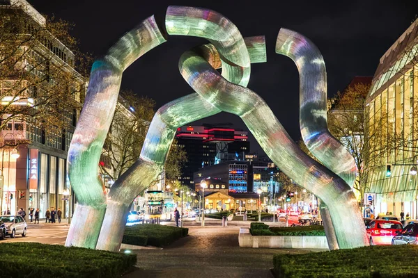 Берлін Німеччина Квітня 2017 Вночі Центрі Міста Зламана Мережа — стокове фото