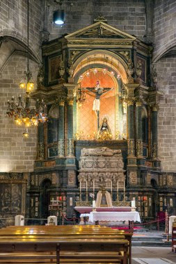 Barselona, İspanya - 19 Nisan 2017: İspanya 'daki Barselona Katedrali