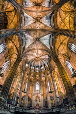 Barselona, İspanya - 19 Nisan 2017: İspanya 'daki Barselona Katedrali