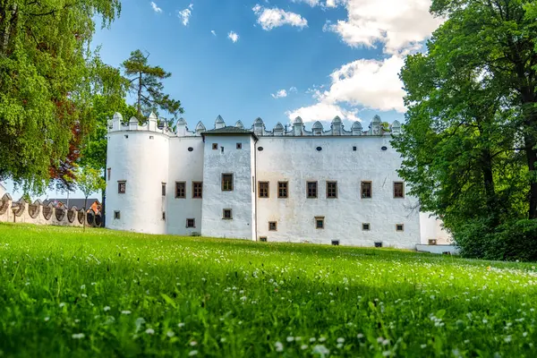 stock image Manor house Strazky in village Spisska Bela, SLovakia.