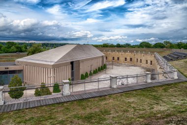 Macaristan 'ın Komarom kentinde Yıldız Kalesi inşaatı.