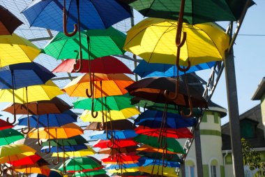 Renkli şemsiyeler alt görünüm