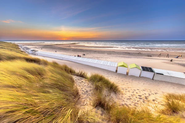 Beach Houses Westkapelle Beach Seen Dunes Zeeland Sunset Netherlands Scena — Foto Stock