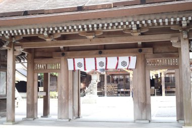 Shirayamahime Jinja, Japonya 'nın Ishikawa ilindeki Hakusan şehrinin Sannomiyamachi semtinde bulunan bir Shinto tapınağıdır..