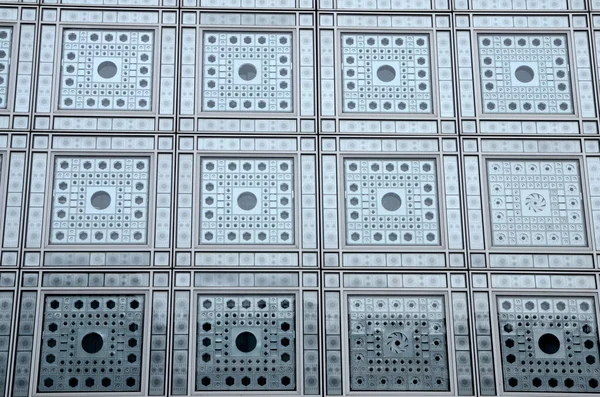 Paris Frankreich März 2023 Kristallquadrate Mit Photoelektrischen Zellen Der Fassade — Stockfoto