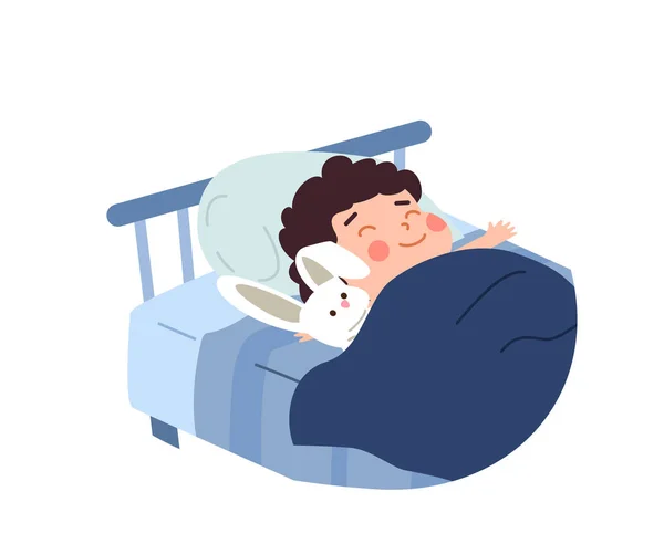 小男孩躺在毛毯下 与他的玩具睡觉 平面的卡通矢量图像孤立在白色的背景 睡前宝宝的睡前概念 — 图库矢量图片