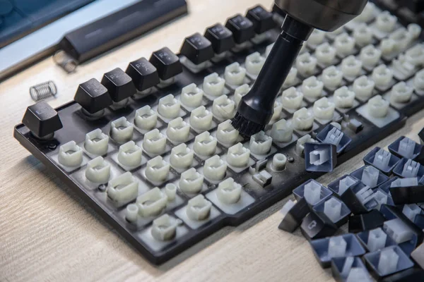 Disassembly Cleaning Computer Keyboard Table — Stock Photo, Image
