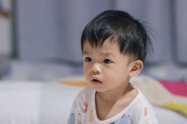 1-2 yaşındaki Asyalı bir Çinli çocuğun portresi.