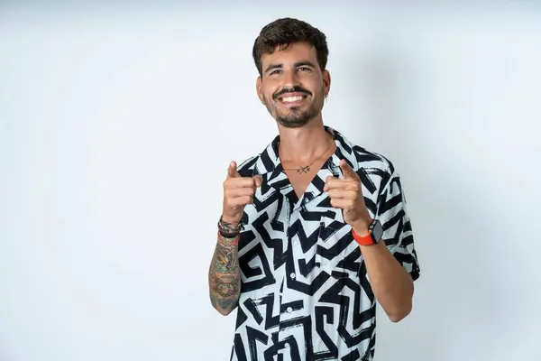 Man Tattoo Wearing Summer Shirt Standing Isolated White Background Pointing — Stock Photo, Image