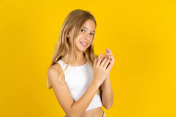 Blonde Girl Wearing White Shirt Yellow Background Clapping Applauding Happy — Stock Photo, Image