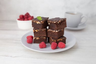 Naneli çikolatalı browni keki. Nefis ev yapımı tatlı.. 