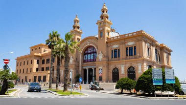 BARI, İtalya, 9 Temmuz 2023 - Margaret Tiyatrosu (Teatro Margherita) Bari, Apulia, İtalya