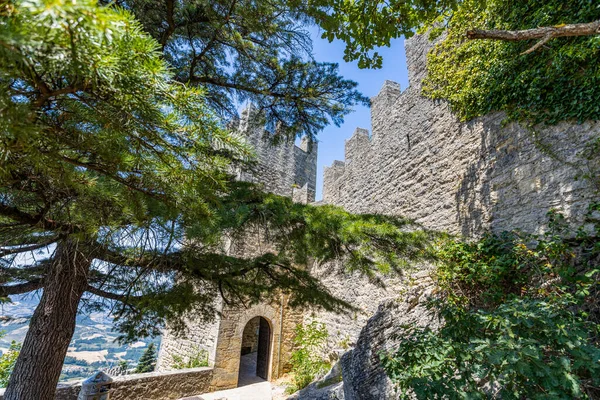 Murallas Ciudad Estado San Marino Europa — Foto de Stock