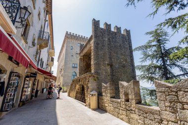 SAN MARINO, 5 Temmuz 2022 - San Marino 'nun merkezindeki Halk Sarayı, Avrupa