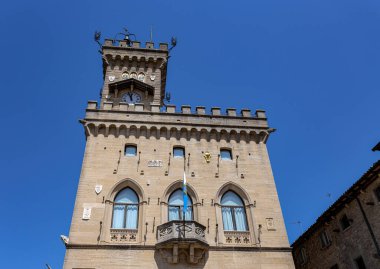 SAN MARINO, 5 Temmuz 2022 - San Marino, Avrupa Cumhuriyeti, San Marino Halk Sarayı cephesine bakın