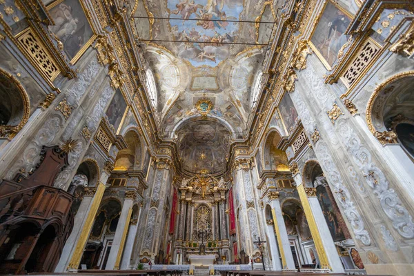 Genoa イタリア エイプリル28 2023年 イタリア ジェノヴァの歴史的中心部にある聖フィリッポ教会の内部 — ストック写真