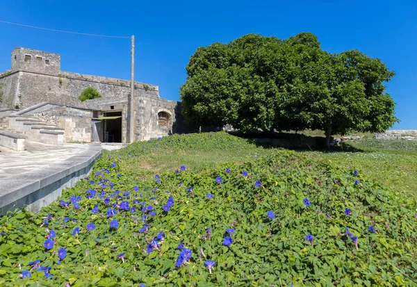 意大利Puglia省Lecce市Otranto镇的Aragonese城堡 — 图库照片