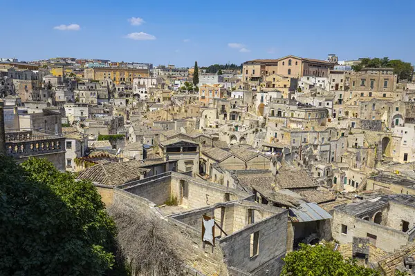 Matera 'nın taşlarının geniş panoramik görüntüsü, Matera, İtalya' da 