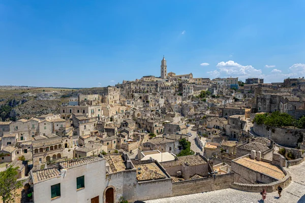 Matera 'nın taşlarının geniş panoramik görüntüsü, Matera, İtalya' da 
