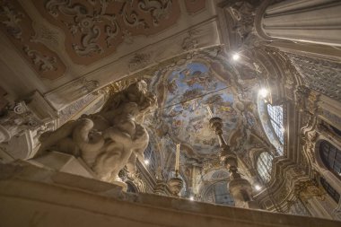 GENOA, İTALYA, Ekim 14. 2023 - İtalya 'nın Cenova kentinde Aziz Philip (San Filippo) konuşmasının merkezi