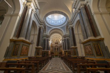 VERCELLI, İtalya, 25 Kasım 2023 - Vercelli, Piedmont, İtalya 'daki Sant' Eusebio Katedrali
