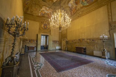 GENOA, ITALY, HAZİRAN 20, 2024 - Centurione Pitto Sarayı 'nın tarihi merkezi, İtalya