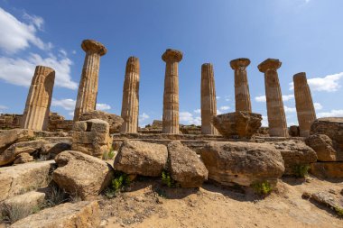 İtalya, Sicilya, Agrigento 'daki Tapınaklar Vadisi' ndeki Herkül Tapınağı