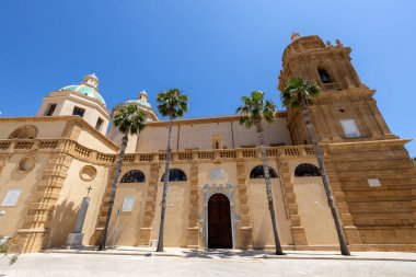 Santissimo Salvatore Katedrali 'nin ön cephesi Mazara del Vallo, Trapani, Sicilya, İtalya