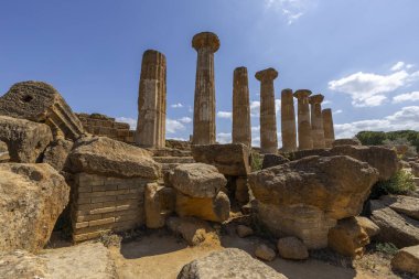 İtalya, Sicilya, Agrigento 'daki Tapınaklar Vadisi' ndeki Herkül Tapınağı