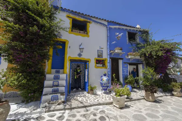 BORGO PARRINI, ITALY, 2 Temmuz 2023 - Borgo Parrini, Partinico belediyesine bağlı küçük bir köy, Palermo, Sicilya, İtalya