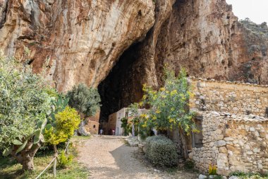 Custonaci 'nin Mangiapane Mağarası, İtalya, Sicilya, Trapani ilinde bir köy.