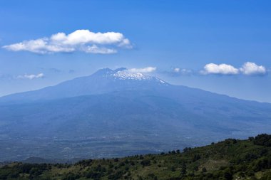 Etna yanardağının manzarası, Avrasya plakasının en yüksek aktif volkanı, Catania, Sicilya, İtalya