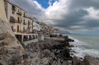 CEFALU, ITALY, 17 Haziran 2023 - Cefalu köyüne bakın, Palermo, Sicilya, İtalya