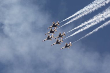 Hava gösterisinde hava gösterisi.