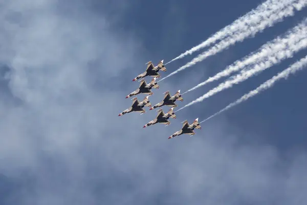 Hava gösterisinde hava gösterisi.