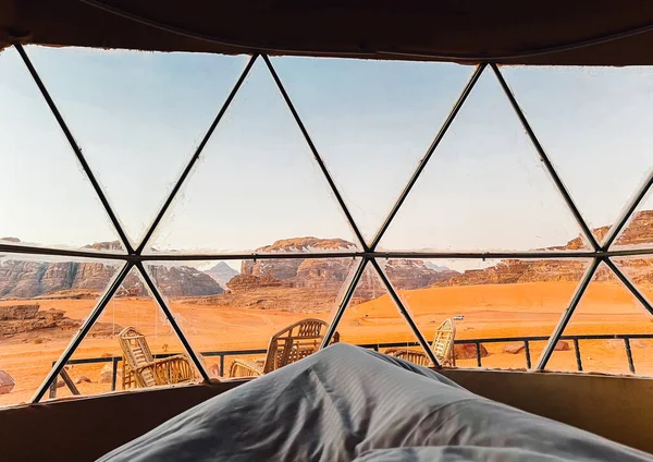 位于约旦月亮谷Wadi Rum的豪华泡沫帐篷 阿拉伯沙漠 — 图库照片