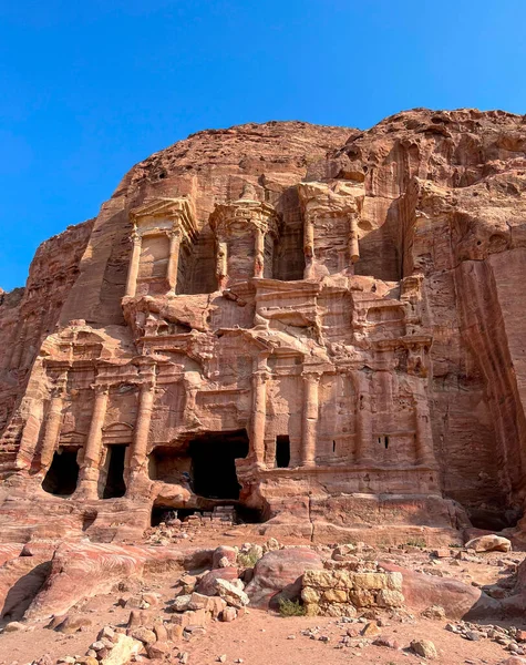 Templo Sobre Una Casa Cortada Roca Little Petra Siq Barid —  Fotos de Stock