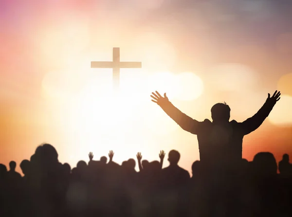 Húsvét Nagypéntek Koncepció Silhouette Emberi Felemeli Kezét Imádkozó Isten Elmosódott — Stock Fotó