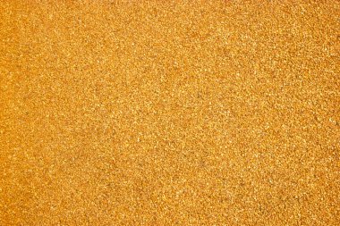 Koridor kırmızı ve sarı küçük taşlardan yapılmıştır..