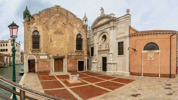 Expunerea Panoramică Pieței Campo Abbazia Din Veneția Timpul Zilei Situată — Fotografie, imagine de stoc
