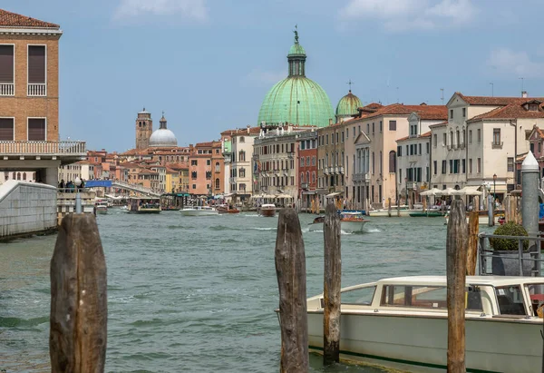Ekspozycja Dokonana Wenecji Widokiem Canal Grande Piazzale Roma Słoneczny Dzień — Zdjęcie stockowe