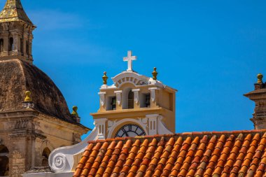 Kolombiya, Cartagena 'daki tarihi bir binanın Kule detayları..