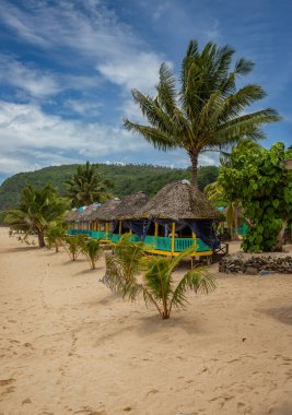 Lalomanu Sahili, Upolu 'nun güney kıyısında bulunan, dünyanın en iyi 10 plaj boşaltma bölgesinden biri olan Samoa' nın resimli beyaz kumsalıdır.