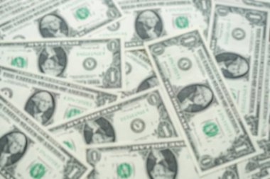 Birçok banknot arka planını bulanıklaştırır