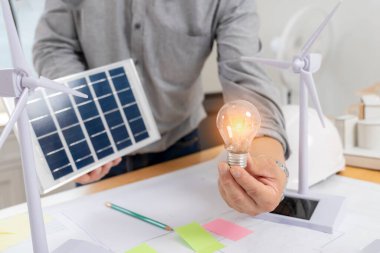 Mimarlık tasarımı yenilenebilir yeşil enerji uygular.